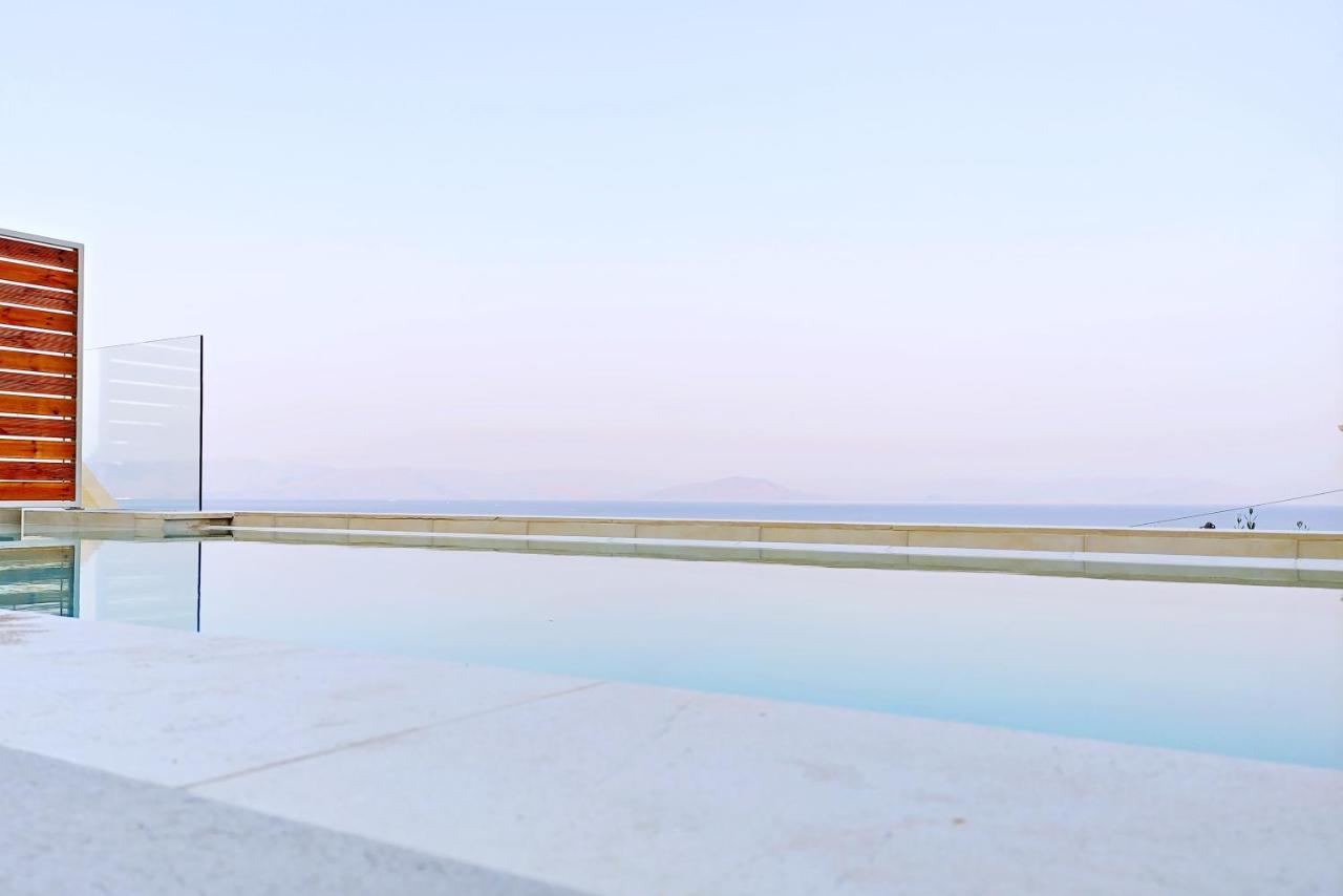 Villa Sea&cliff Luxury By Corfuescapes