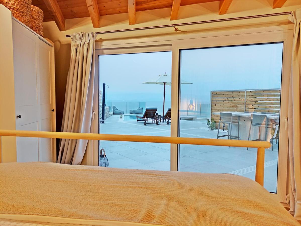 Sea & Cliff Luxury Vilă *