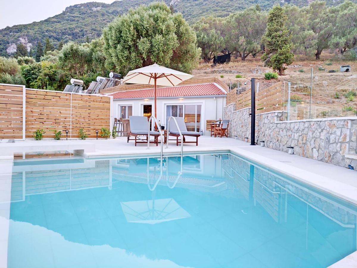 Villa Sea&cliff Luxury By Corfuescapes