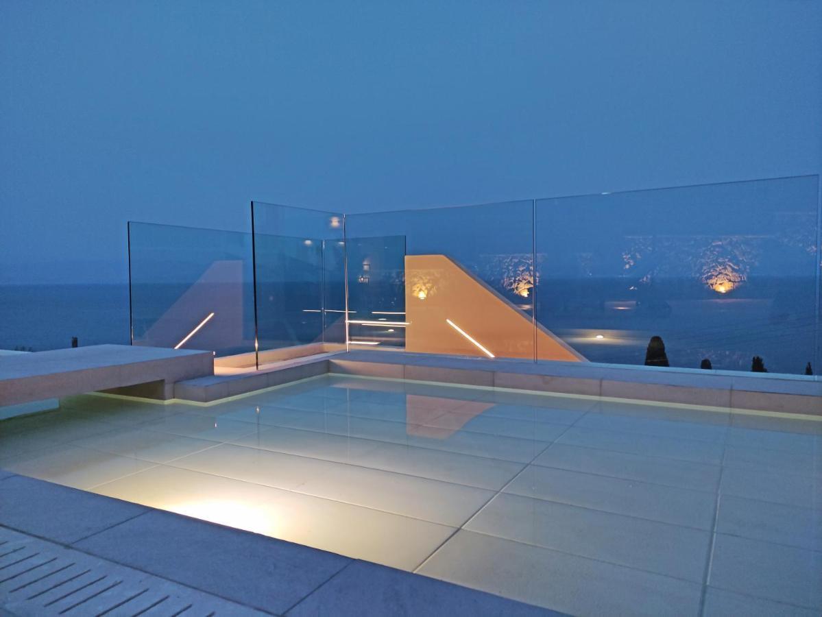 Sea&cliff Luxury By Corfuescapes Benitses (Corfu)