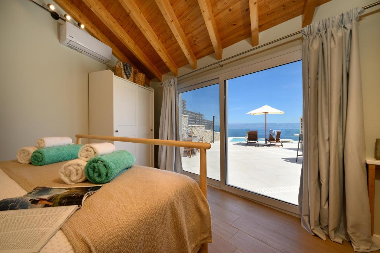 Villa Sea&cliff Luxury By Corfuescapes